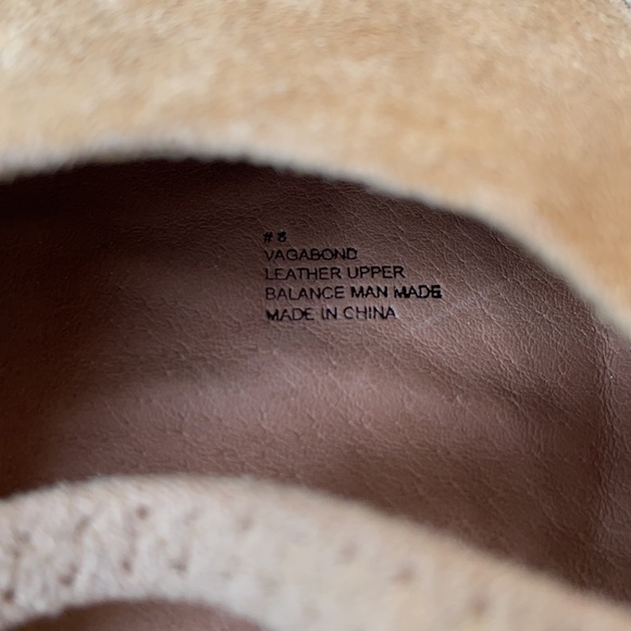 Moccasin style slip on size 8 - Picture 9 of 9